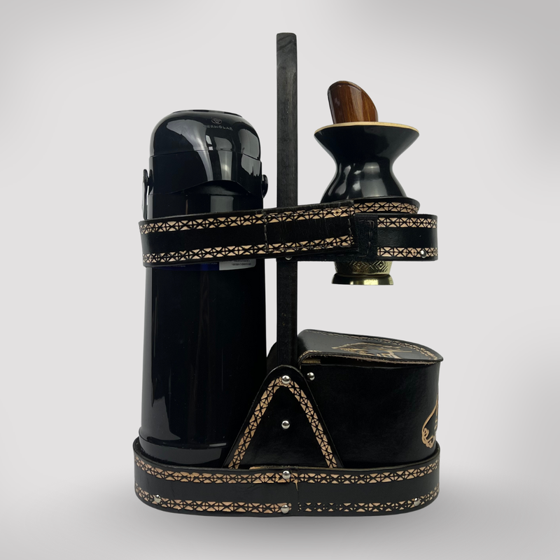 Kit Mateira Elegante 4 Peças Preto com Cuia de Porongo - Detalhes Dourados