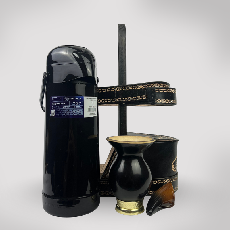 Kit Mateira Elegante 4 Peças Preto com Cuia de Porongo - Detalhes Dourados